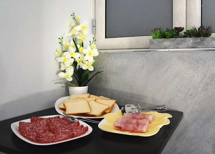 Alojamento de Acomodação e Pequeno-almoço Da Tony Palermo 4*